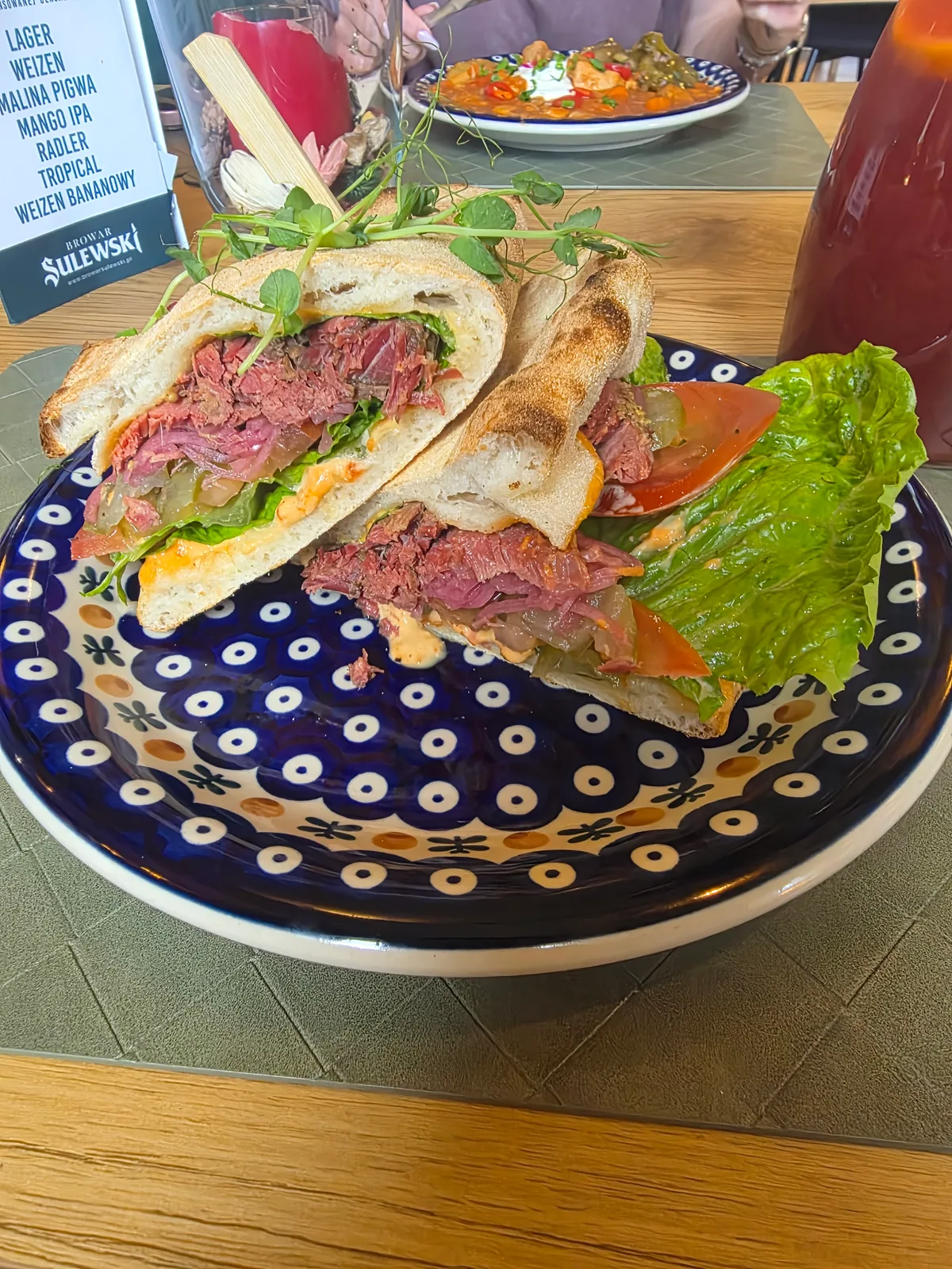 Kanapka z Pastrami Wołowym